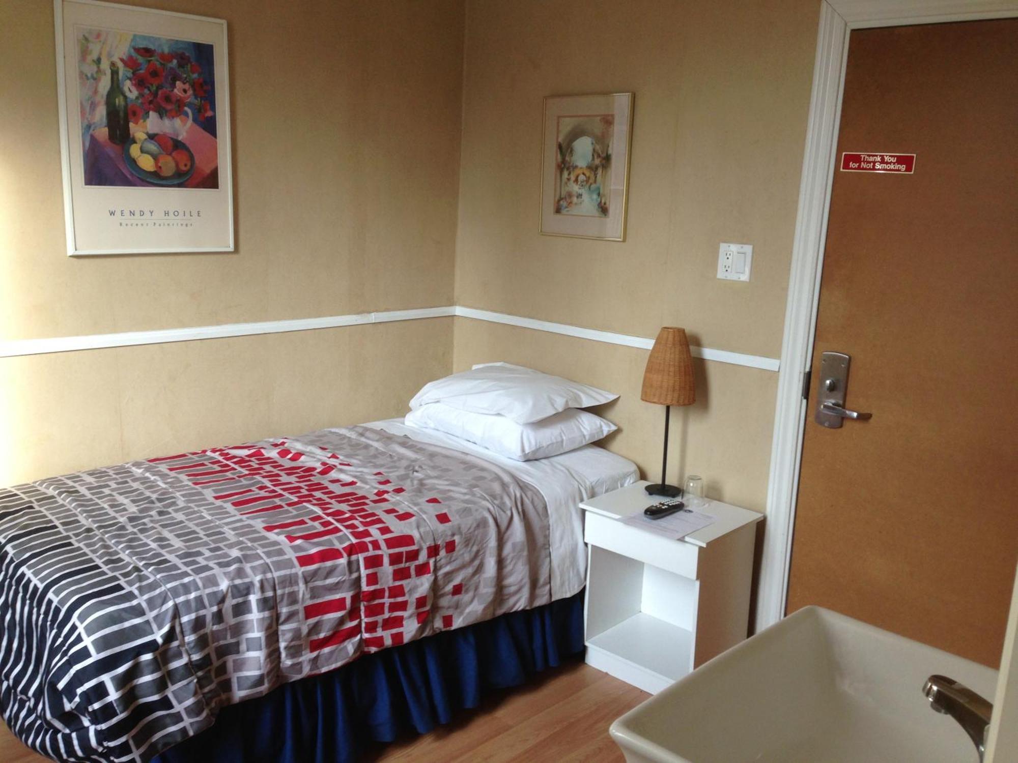 Single Room Single Bed